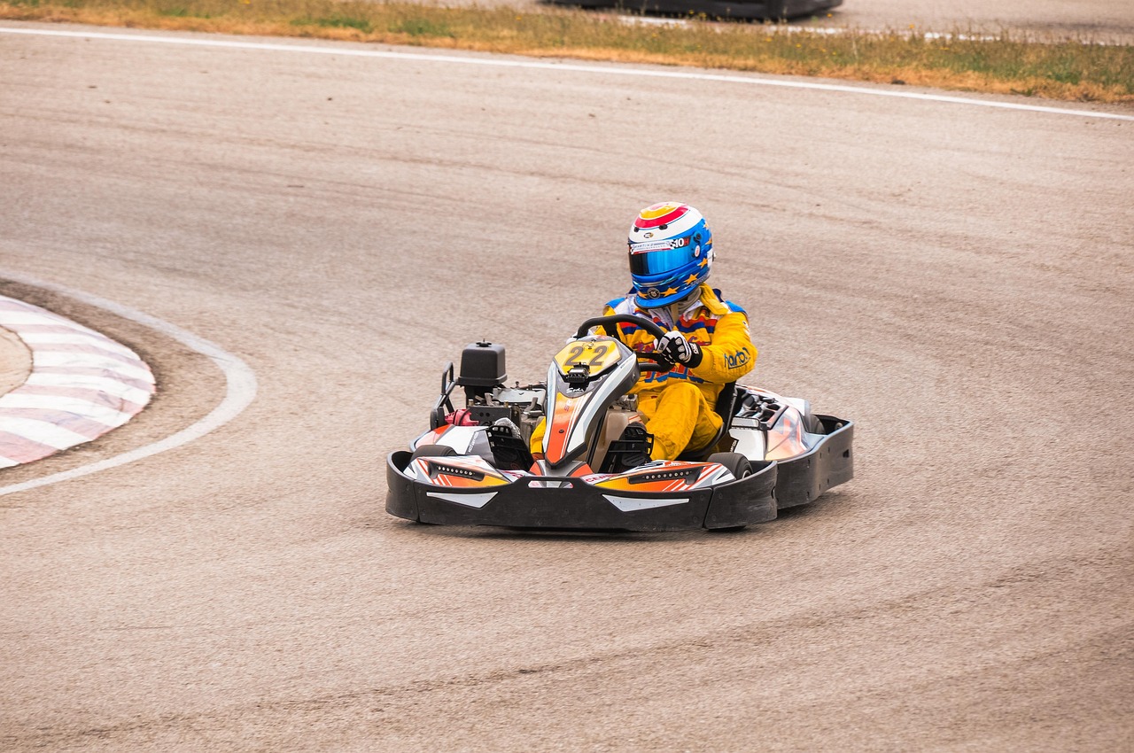 go-kart-6777145_1280